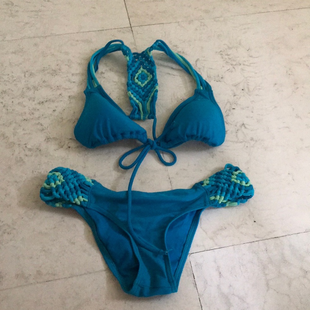 Rip Curl Tie Front Bikini set
